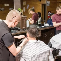 международная мужская парикмахерская oldboy barbershop на улице гарибальди изображение 2